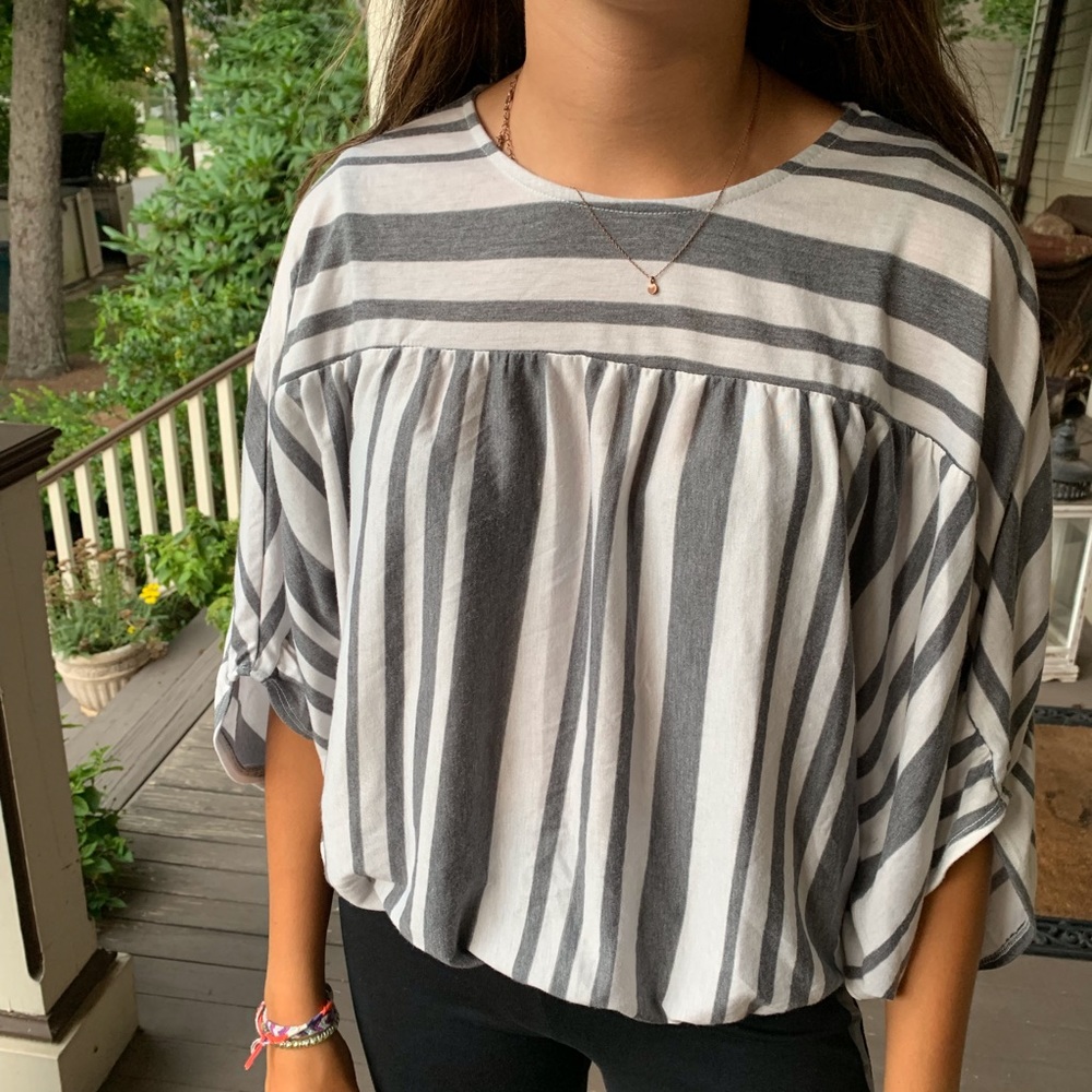 Stripped flowy shirt